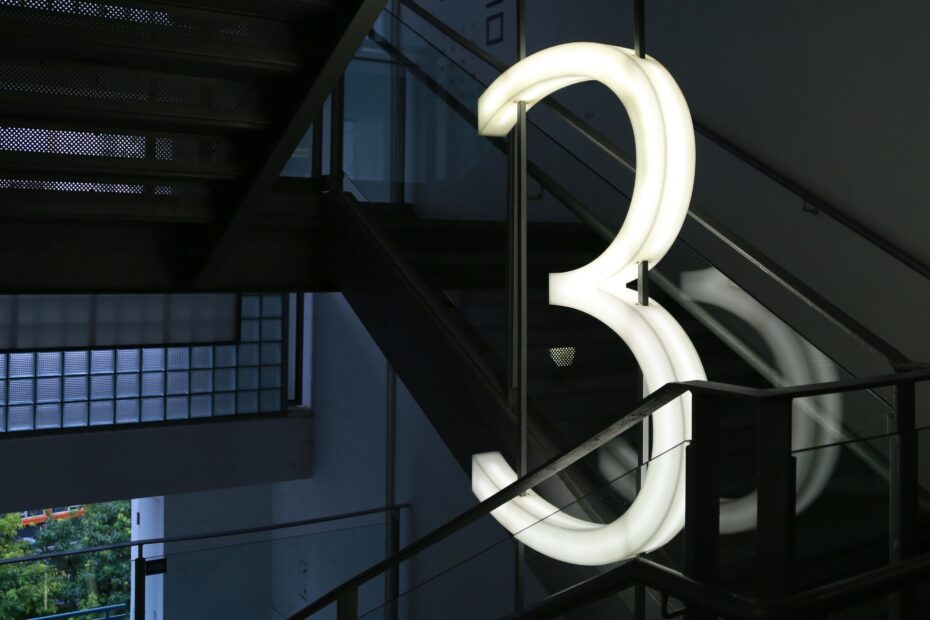 Three Mobile Network