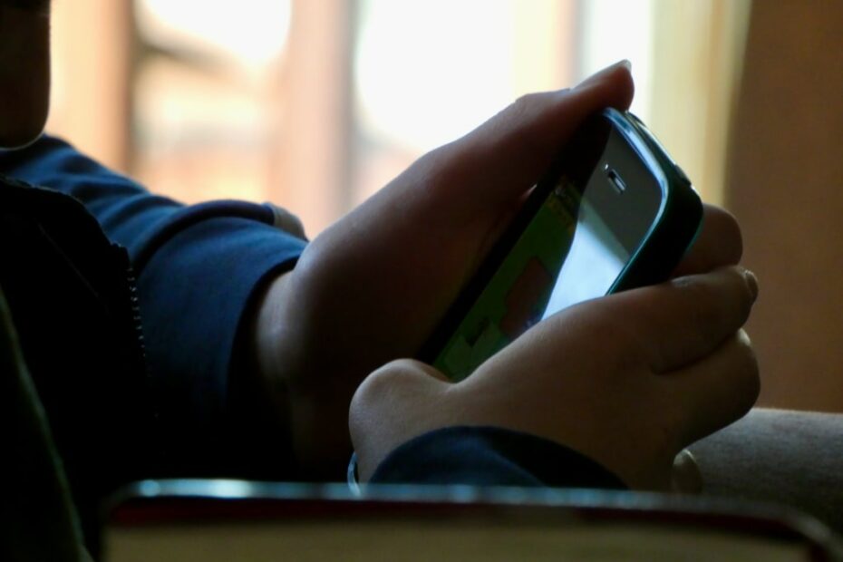 Children can be glued to phones