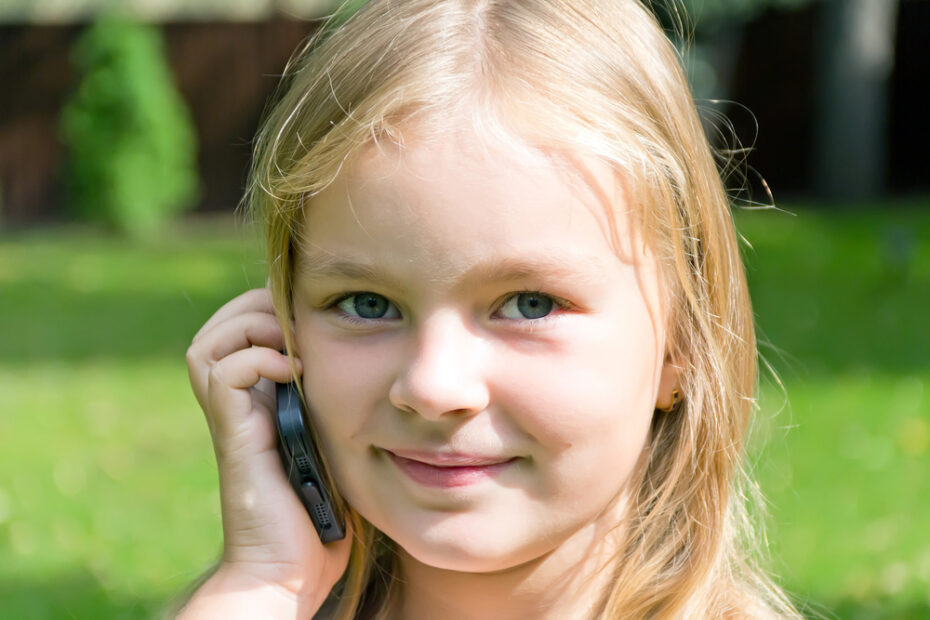 Girl using her sim only deal